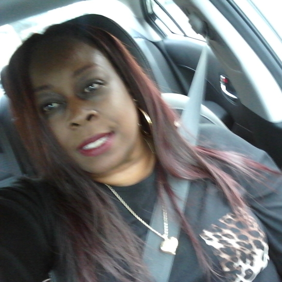 Meet your Posher, Valetta massey - Picture 1 of 1